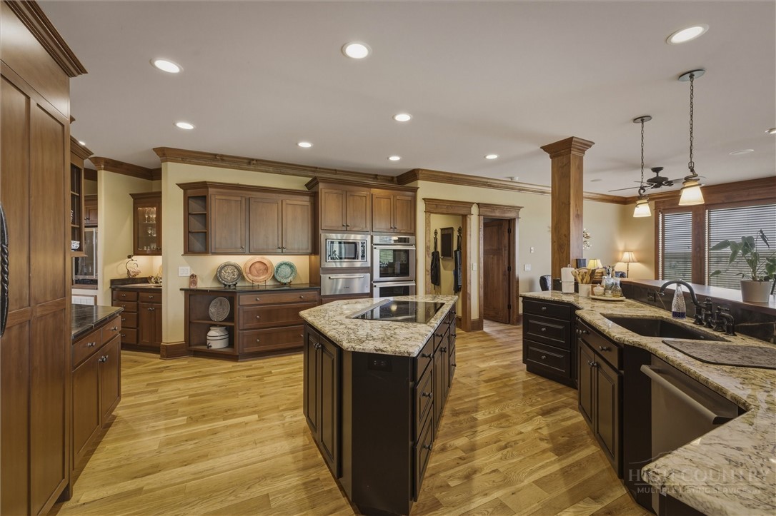 1638 Johns Ridge Parkway Lenoir, NC 28645 - Photo 11 of 50 a kitchen with lots of counter top space