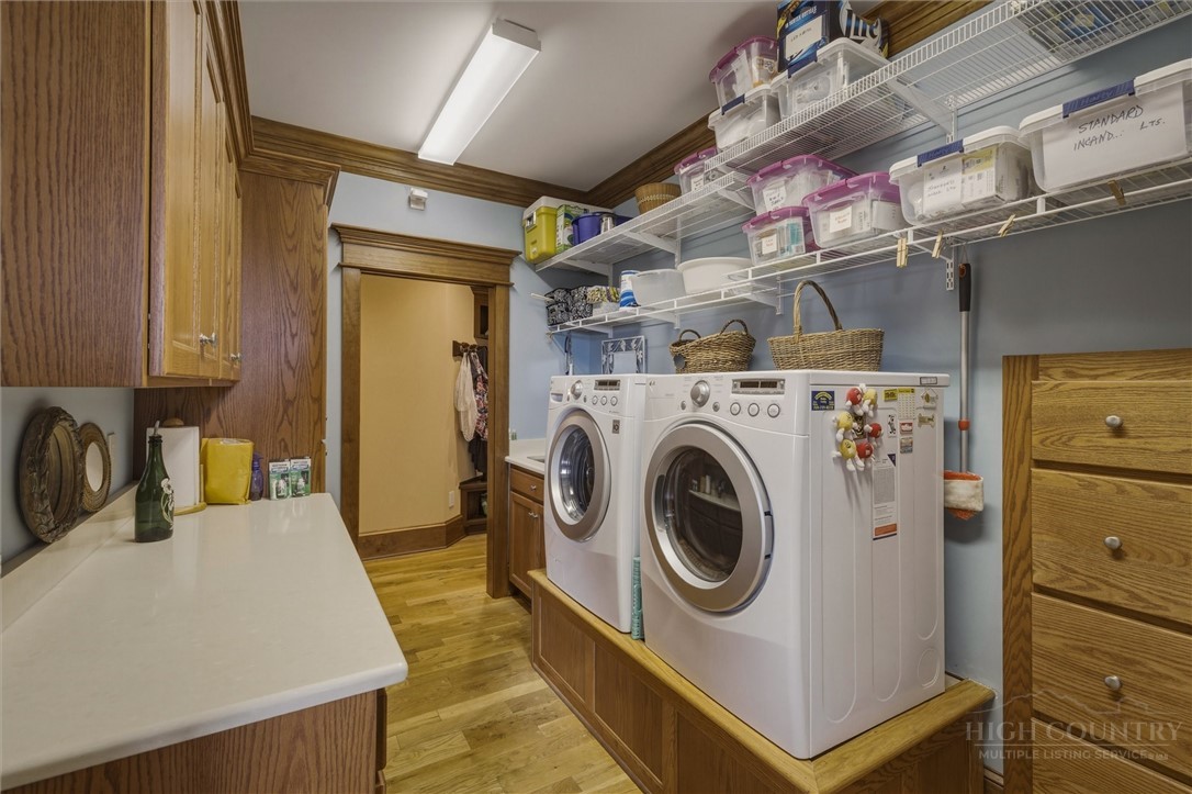 1638 Johns Ridge Parkway Lenoir, NC 28645 - Photo 17 of 50 a utility room with dryer and washer