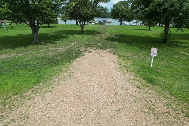 $140,000 | 15 Lake Shetek Drive, Slayton, MN 56172