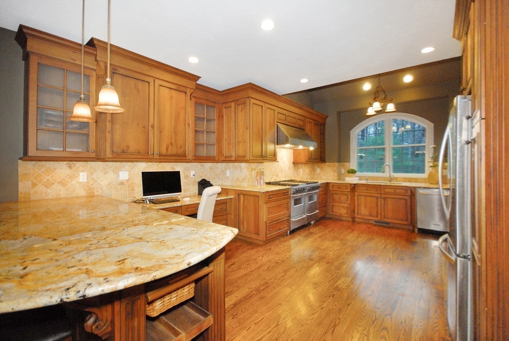39 Boxboro Road Littleton, MA 01460 - Photo 14 of 28 Gallery Image 14
