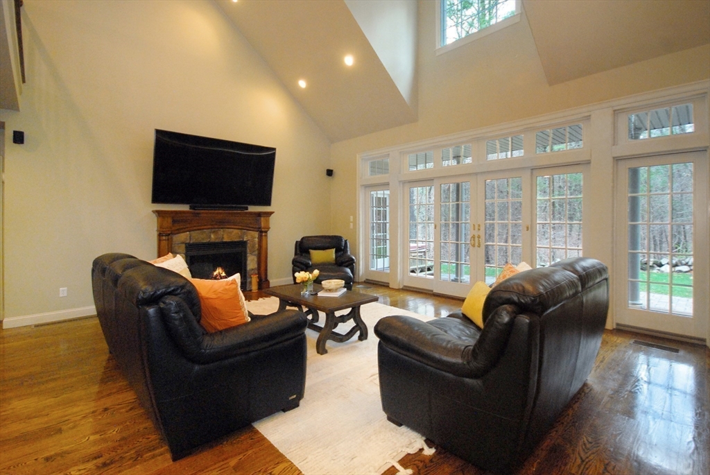39 Boxboro Road Littleton, MA 01460 - Photo 8 of 28 Gallery Image 8