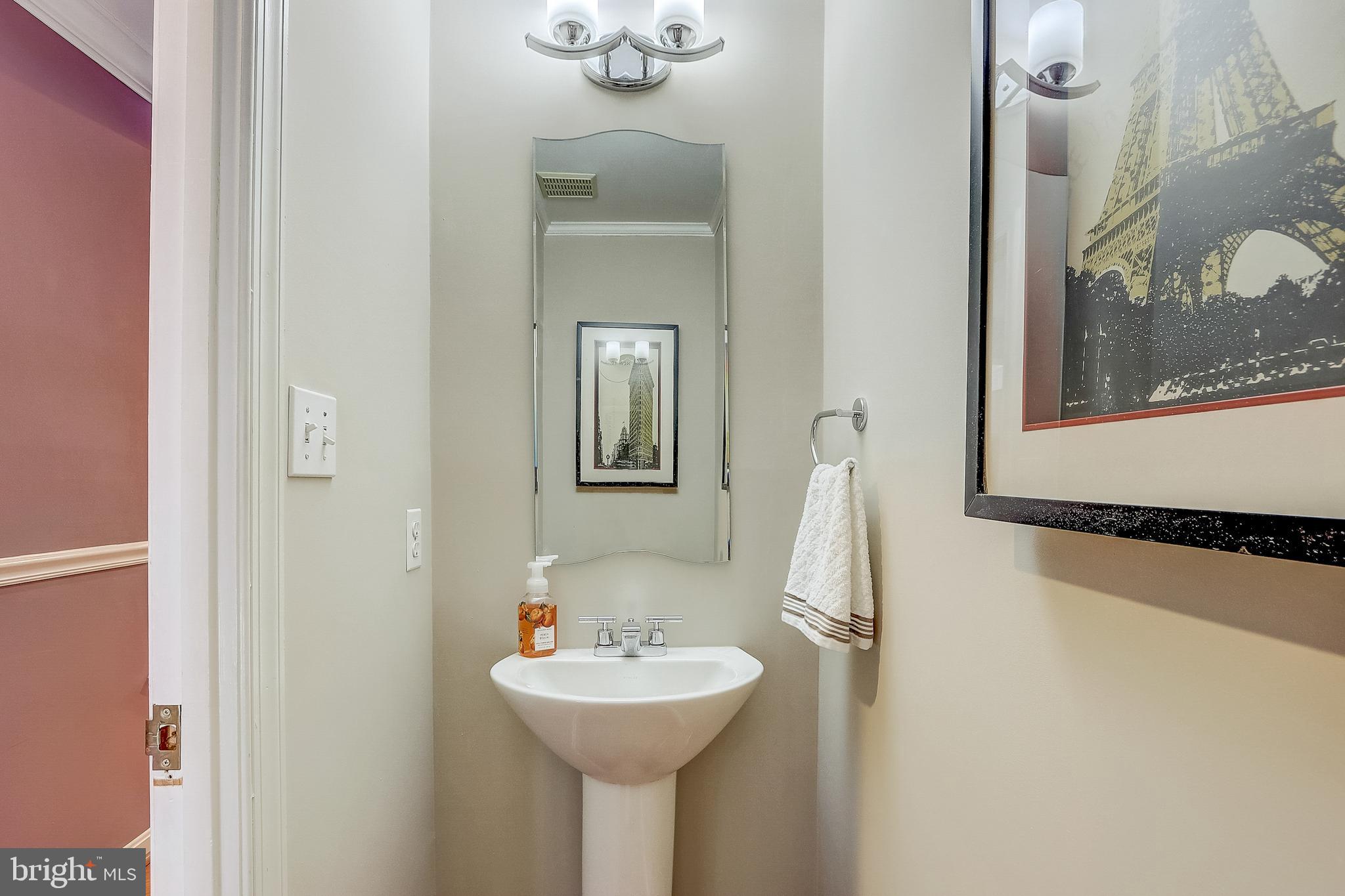 1110 Riverside Avenue Baltimore, MD 21230 - Photo 22 of 48