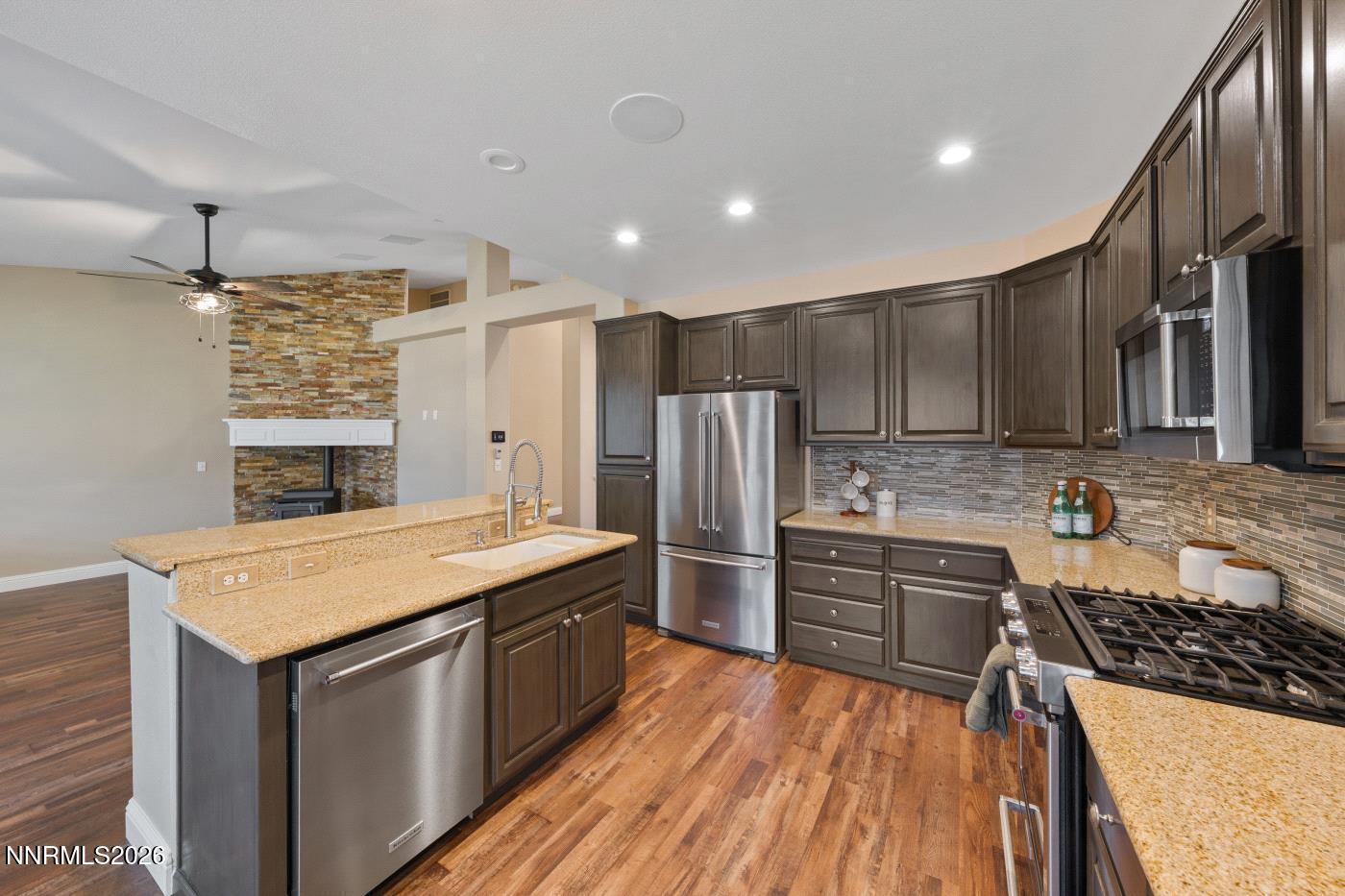 5984 Hidden Highlands Drive Reno, NV 89502 - Photo 15 of 38 55. A7V05348