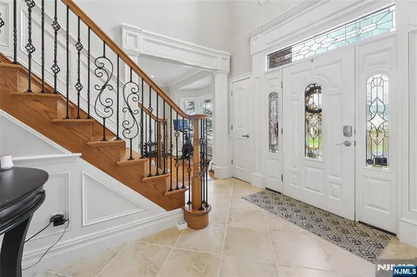 $1,585,000 | 50 Hemlock Drive, Paramus, NJ 07652