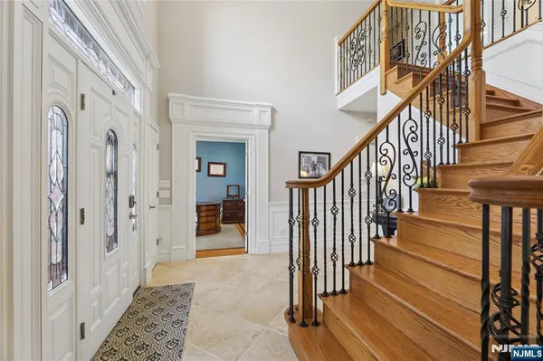 $1,585,000 | 50 Hemlock Drive, Paramus, NJ 07652