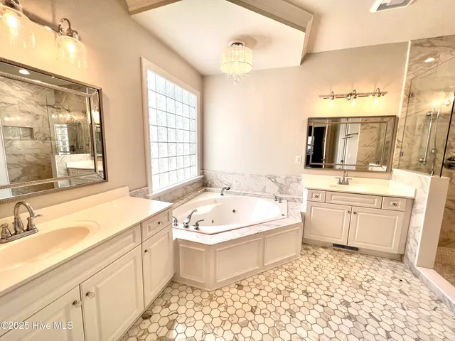 $4,250 | 719 Arboretum Drive, Wilmington, NC 28405