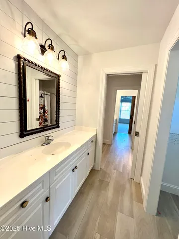 $4,250 | 719 Arboretum Drive, Wilmington, NC 28405