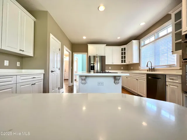 $4,250 | 719 Arboretum Drive, Wilmington, NC 28405