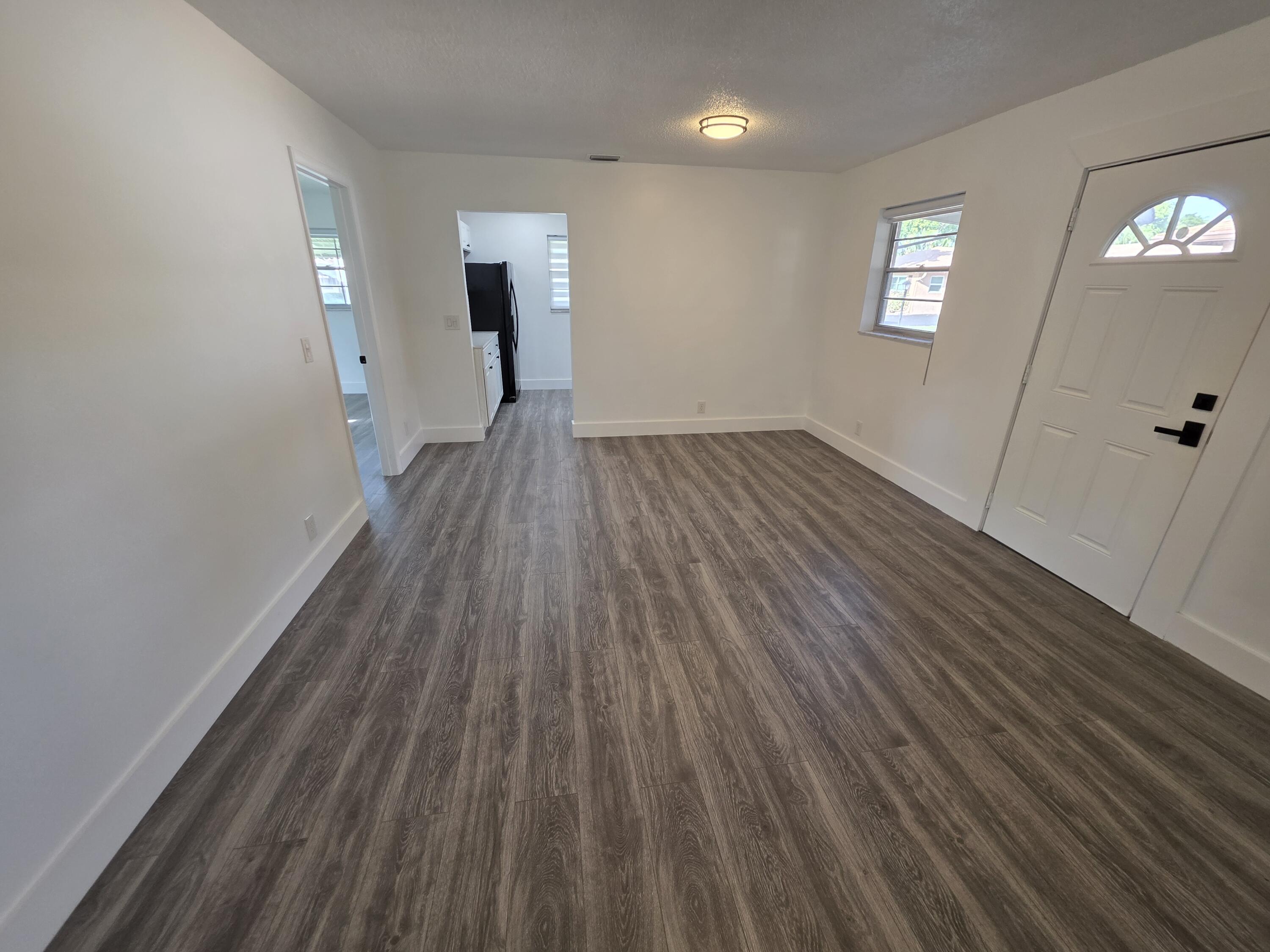 718 Whippoorwill Lane Delray Beach, FL 33445 - Photo 13 of 37 Living Room