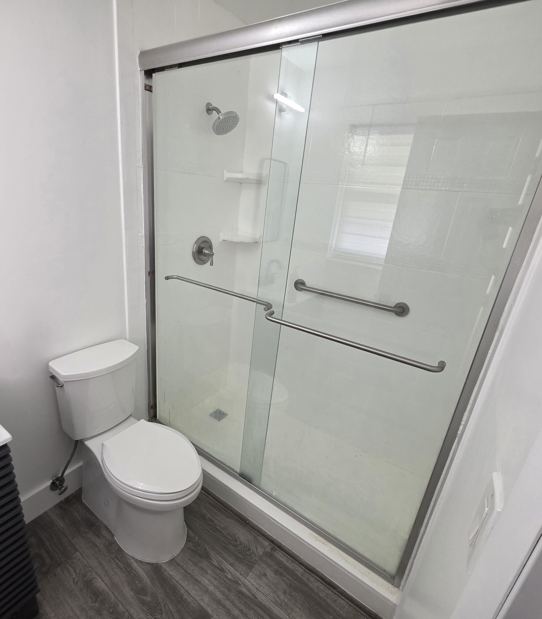718 Whippoorwill Lane Delray Beach, FL 33445 - Photo 25 of 37 Bathroom 2