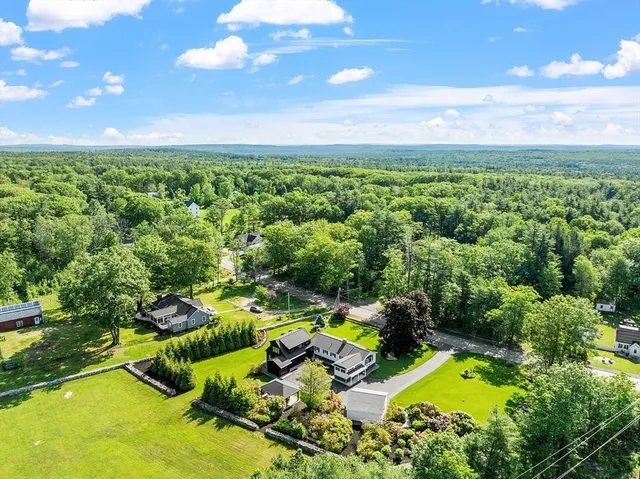 $899,900 | 481 West Townsend Road, Lunenburg, MA 01462