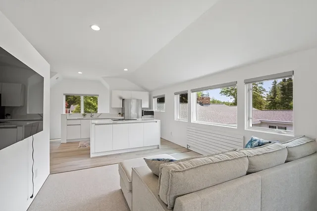 $899,900 | 481 West Townsend Road, Lunenburg, MA 01462