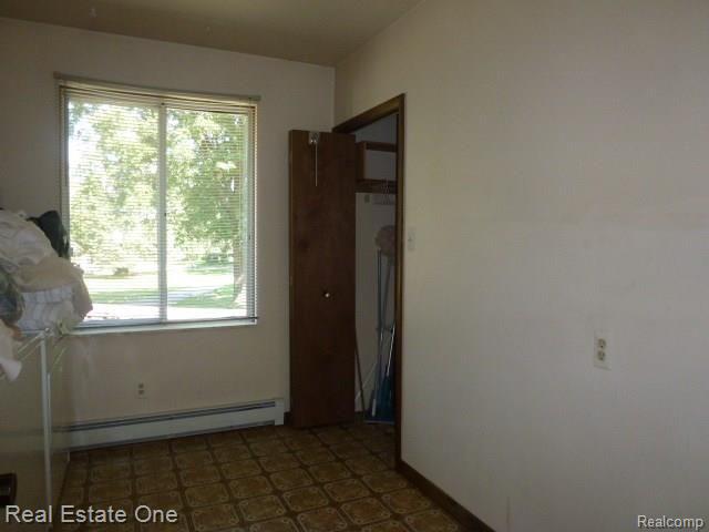 1301 North Livernois Road Rochester, MI 48306 - Photo 24 of 40 Large Laundry Room