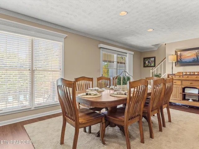 $999,900 | 1066 White Oak Avenue, Maryville, TN 37803