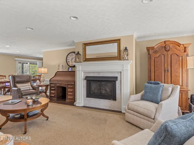 $999,900 | 1066 White Oak Avenue, Maryville, TN 37803