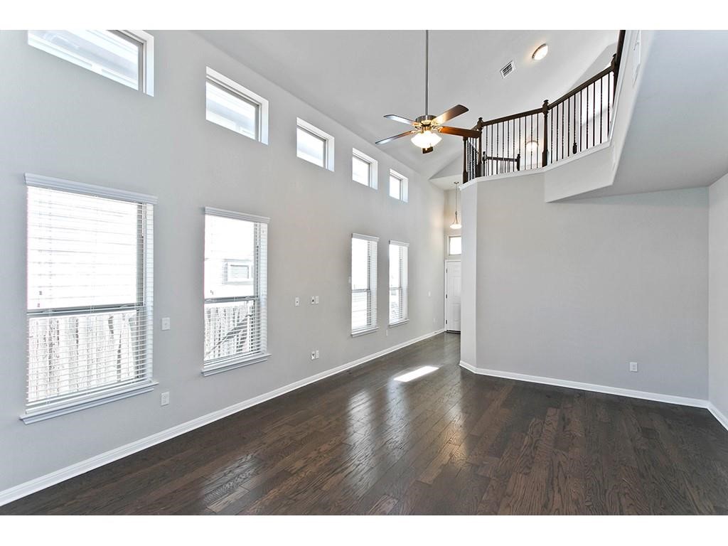 9802 Tanglemede Street Austin, TX 78748 - Photo 5 of 35