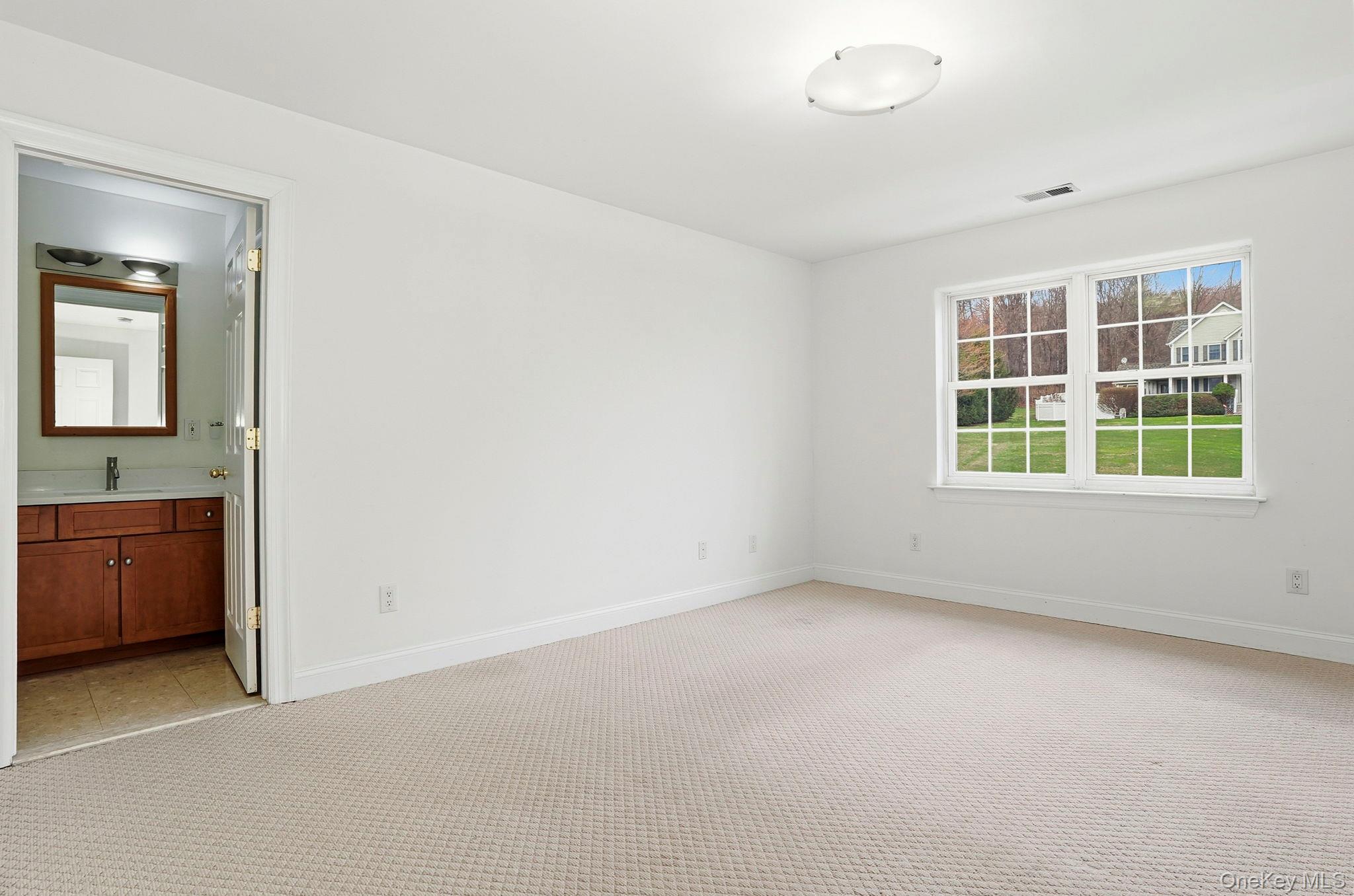 37 Willets Way Newburgh, NY 12550 - Photo 21 of 48 an empty room with a window