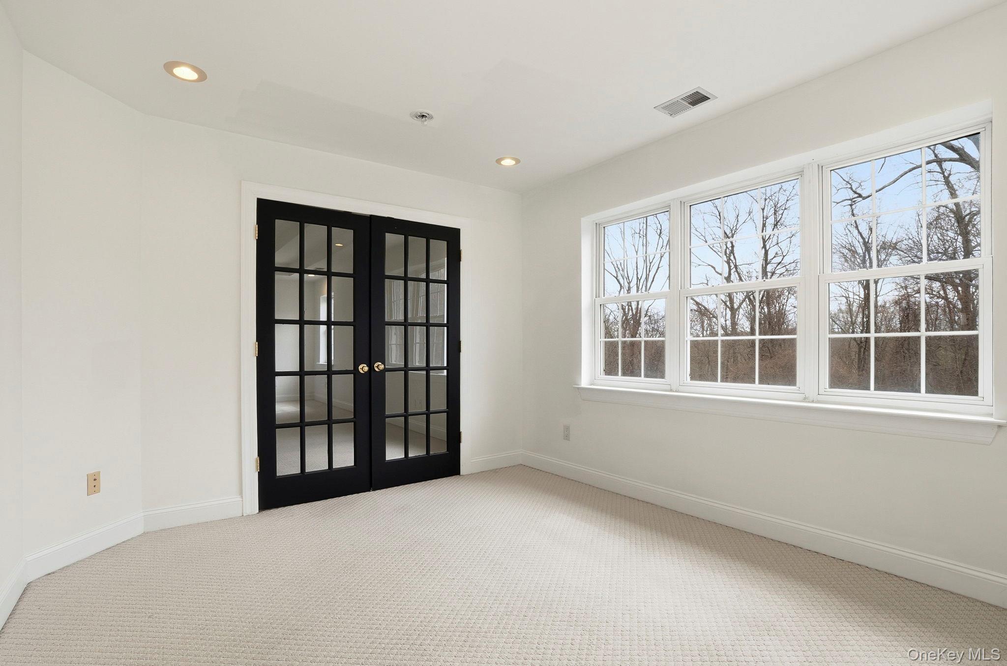 37 Willets Way Newburgh, NY 12550 - Photo 26 of 48 an empty room with windows