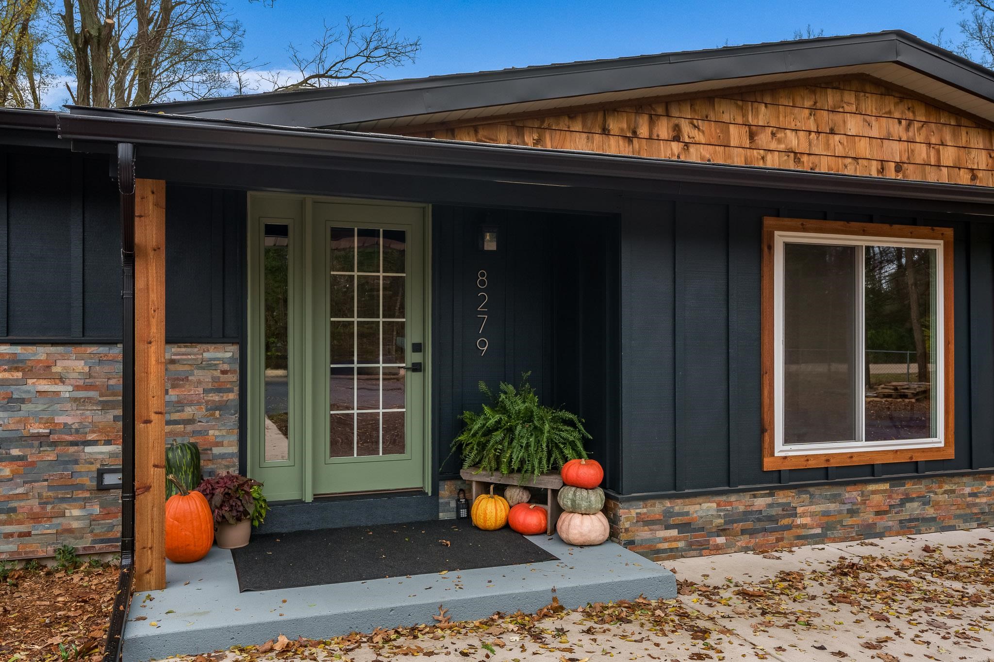 8279 McCurry Road Roscoe, IL 61073 - Photo 3 of 42 Gallery Image 3
