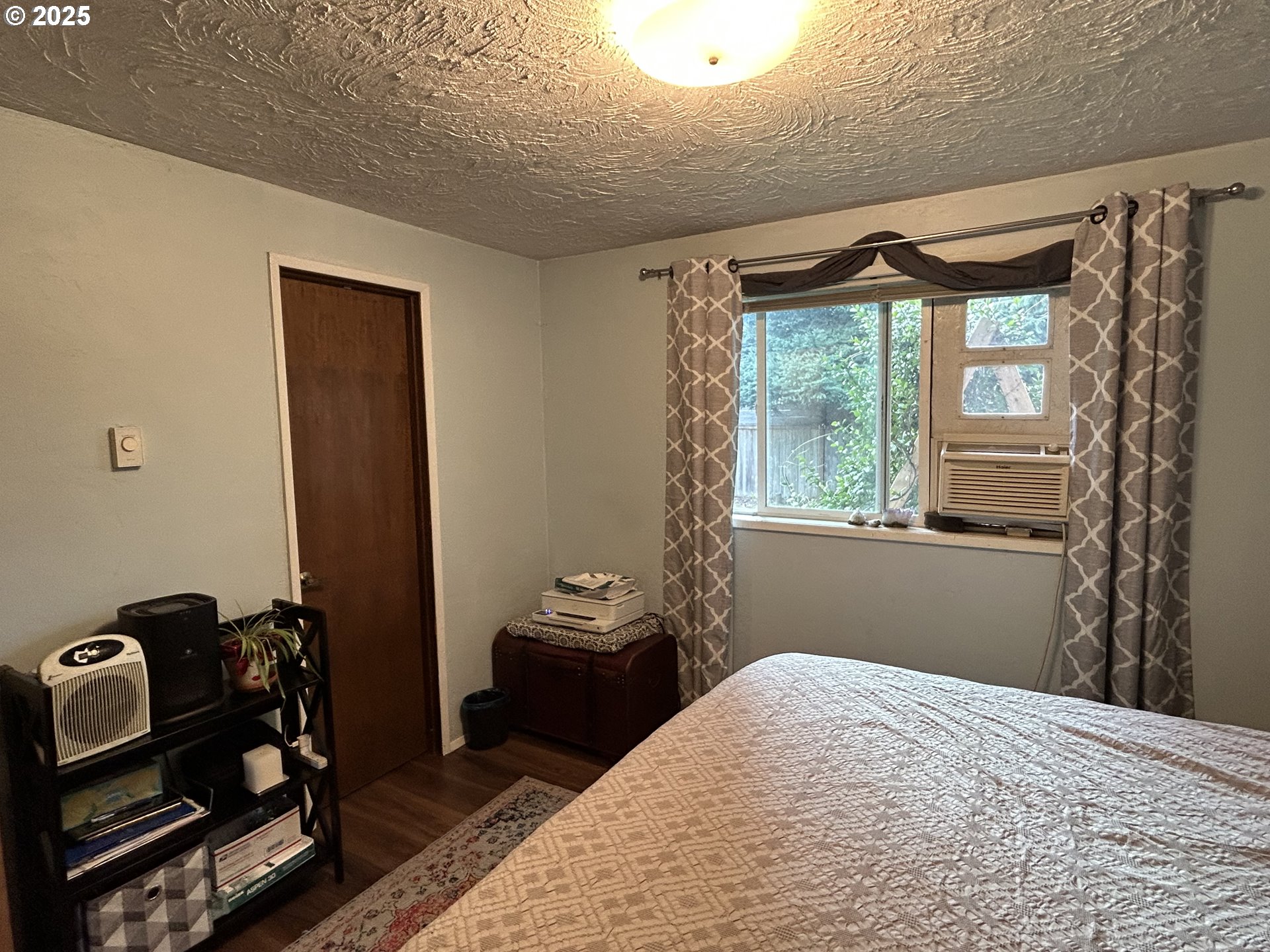 1205 Mill Street Springfield, OR 97477 - Photo 15 of 28