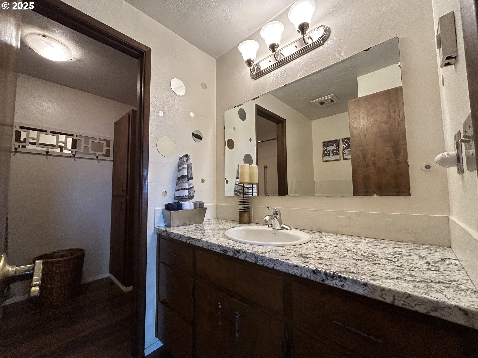 1205 Mill Street Springfield, OR 97477 - Photo 16 of 28