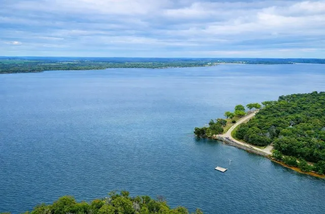 $220,000 | 389 Hillcrest Circle, Gordonville, TX 76245