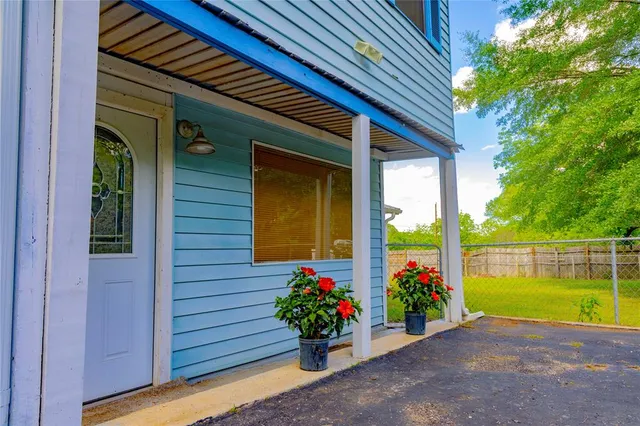 $220,000 | 389 Hillcrest Circle, Gordonville, TX 76245