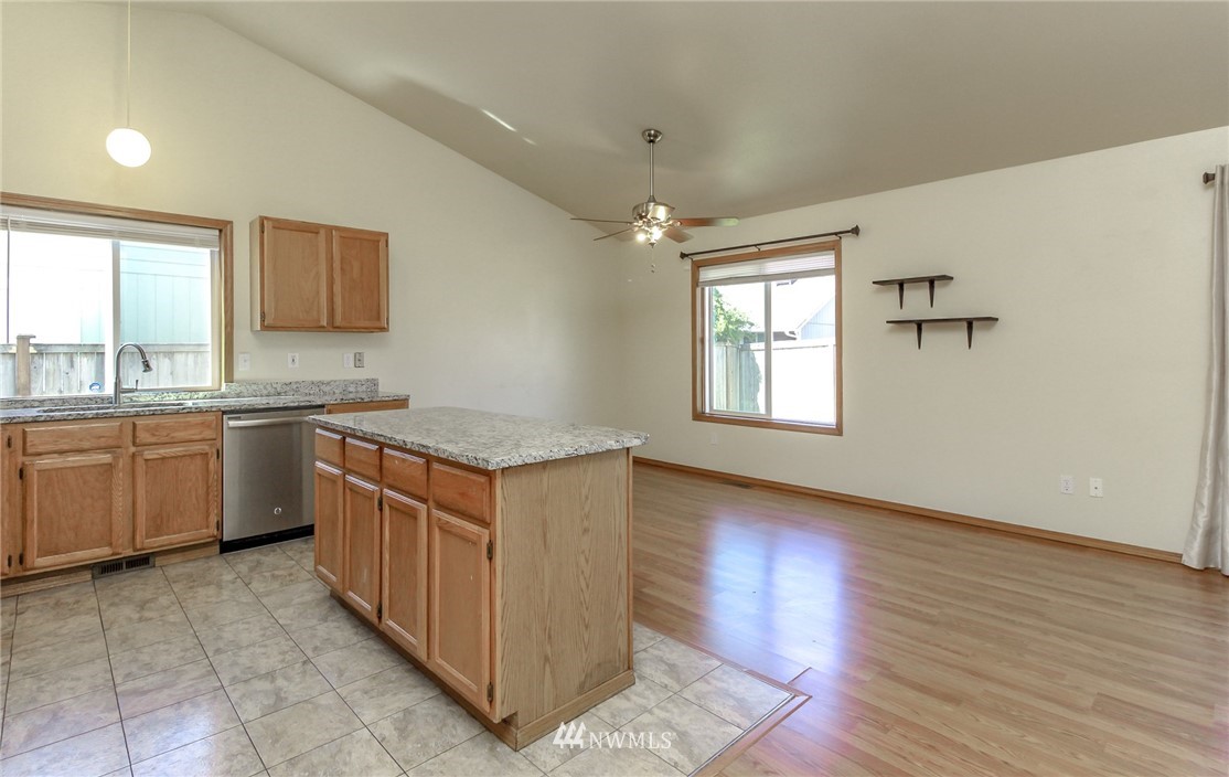 5903 Cherokee Loop Southeast Lacey, WA 98513 - Photo 17 of 38 Gallery Image 17