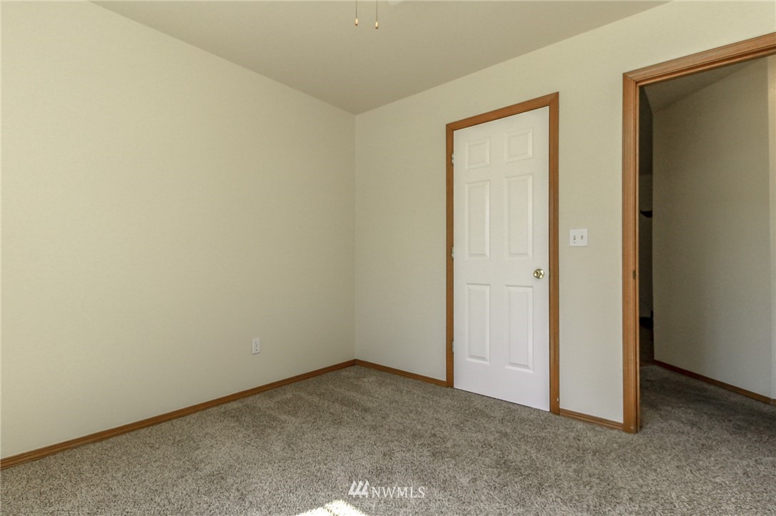 5903 Cherokee Loop Southeast Lacey, WA 98513 - Photo 20 of 38 Gallery Image 20