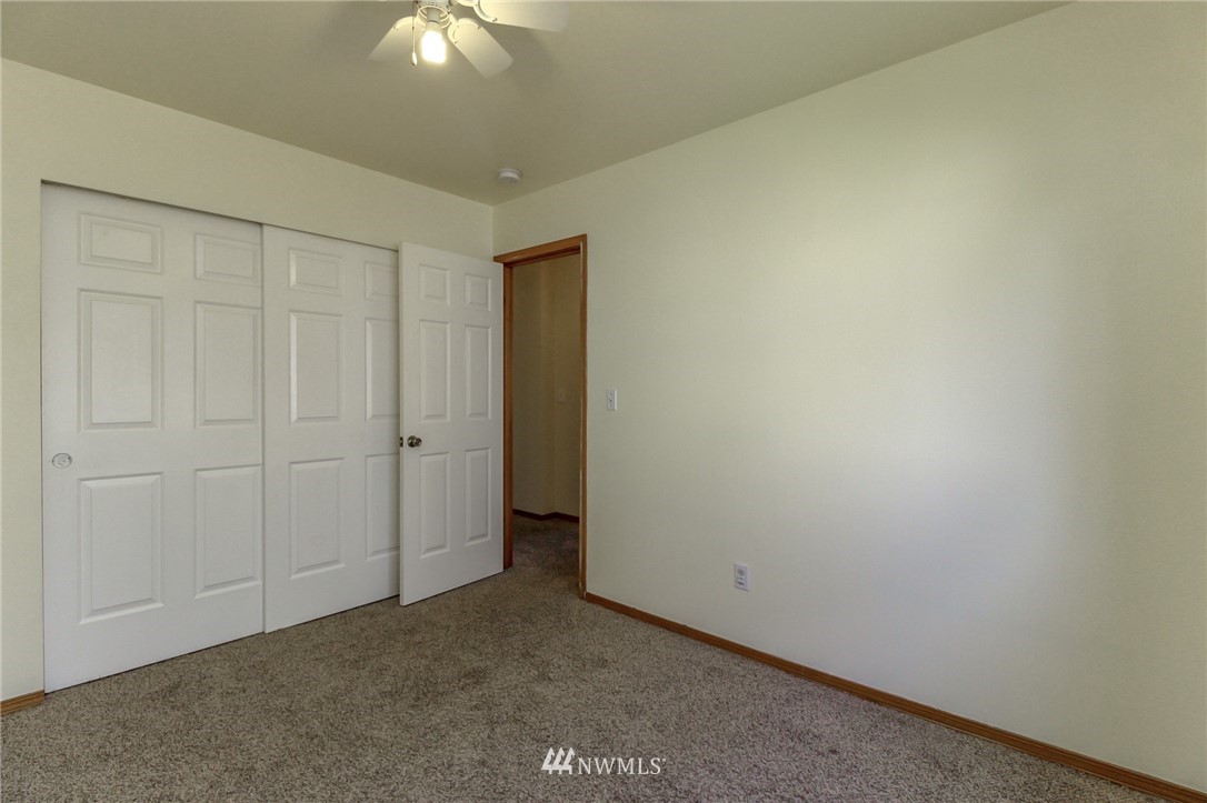 5903 Cherokee Loop Southeast Lacey, WA 98513 - Photo 23 of 38 Gallery Image 23