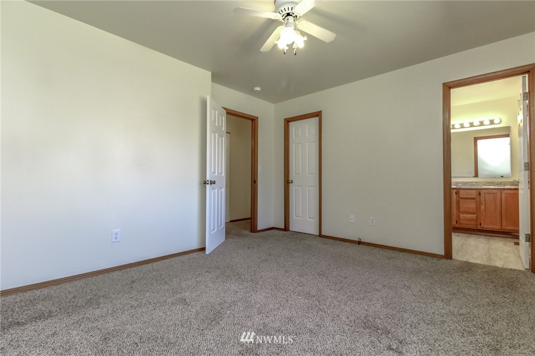 5903 Cherokee Loop Southeast Lacey, WA 98513 - Photo 26 of 38 Gallery Image 26