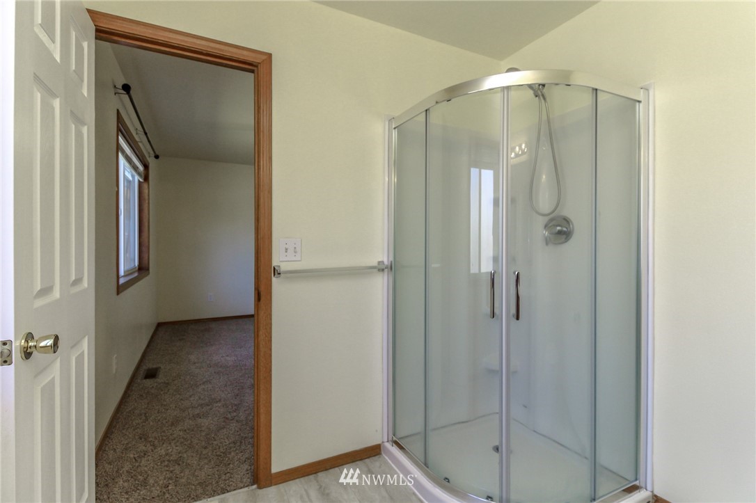 5903 Cherokee Loop Southeast Lacey, WA 98513 - Photo 28 of 38 Gallery Image 28