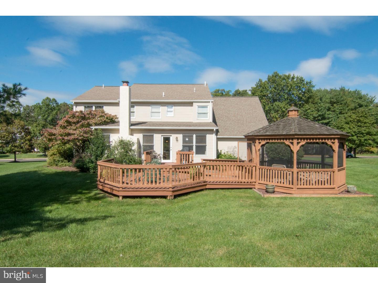 2260 Warner Road Lansdale, PA 19446 - Photo 3 of 24 Exterior Back