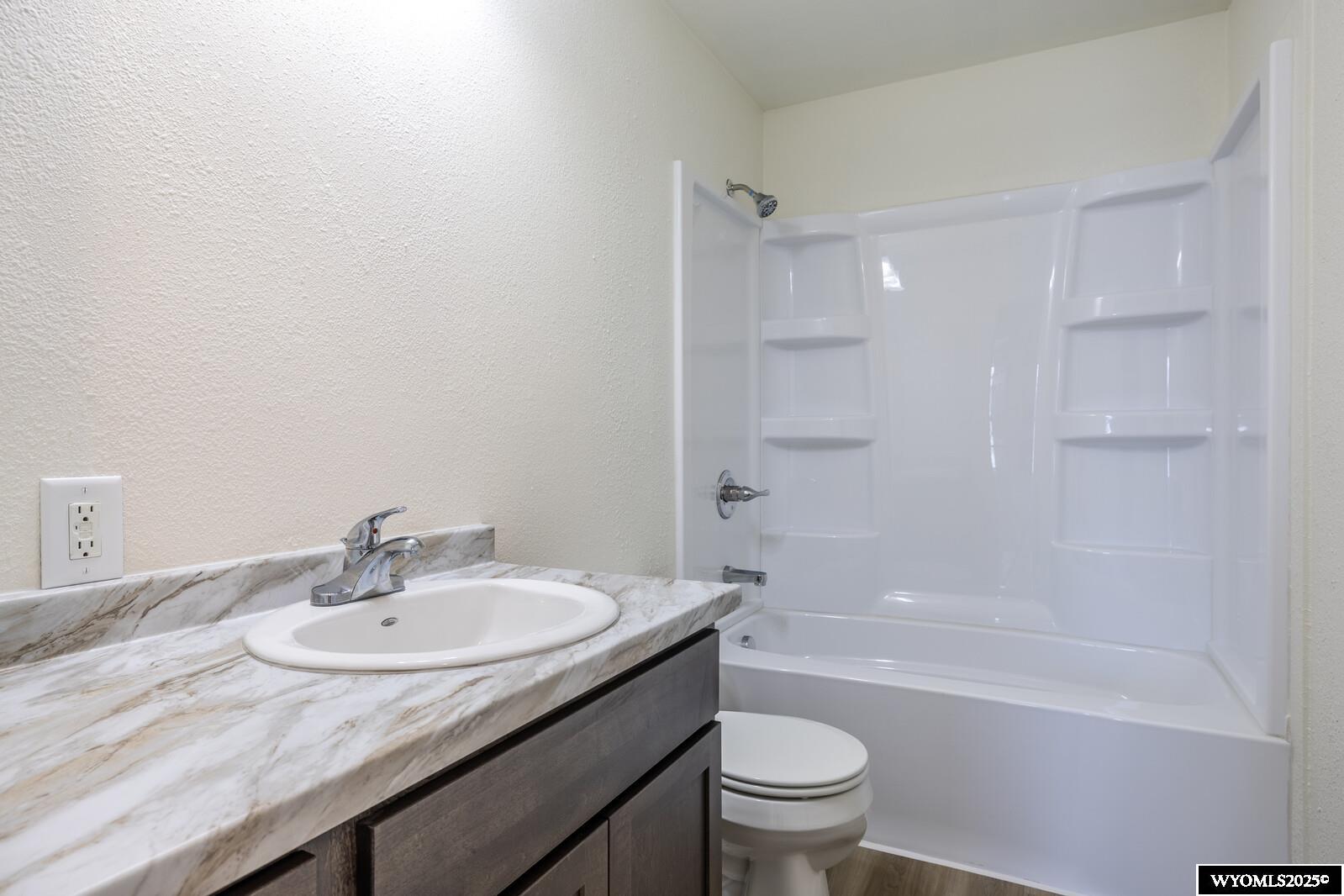 6415 Squash Blossom Road Casper, WY 82604 - Photo 11 of 26