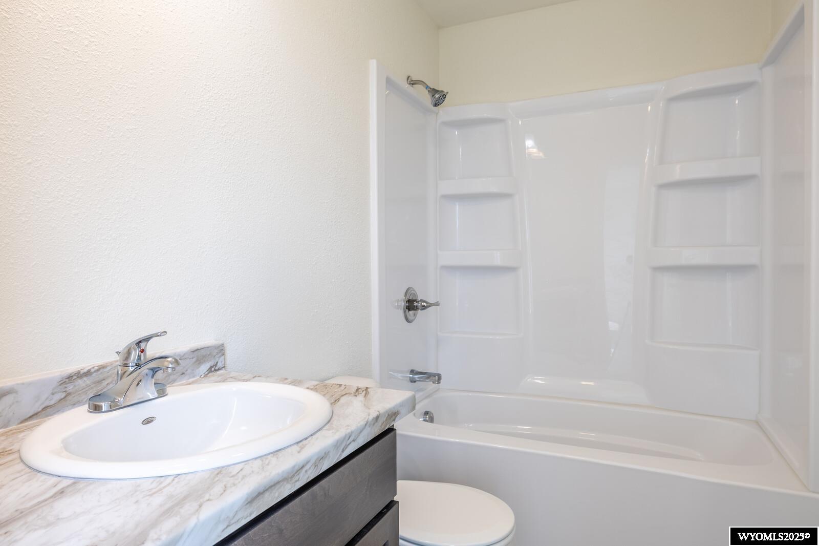 6415 Squash Blossom Road Casper, WY 82604 - Photo 14 of 26