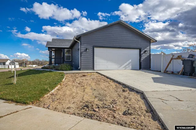 $385,000 | 6415 Squash Blossom Road, Casper, WY 82604