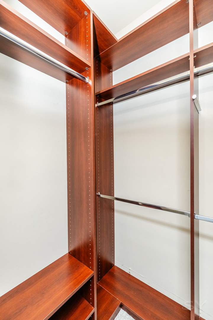 1116 West Hubbard Street, Unit 2W Chicago, IL 60642 - Photo 28 of 33