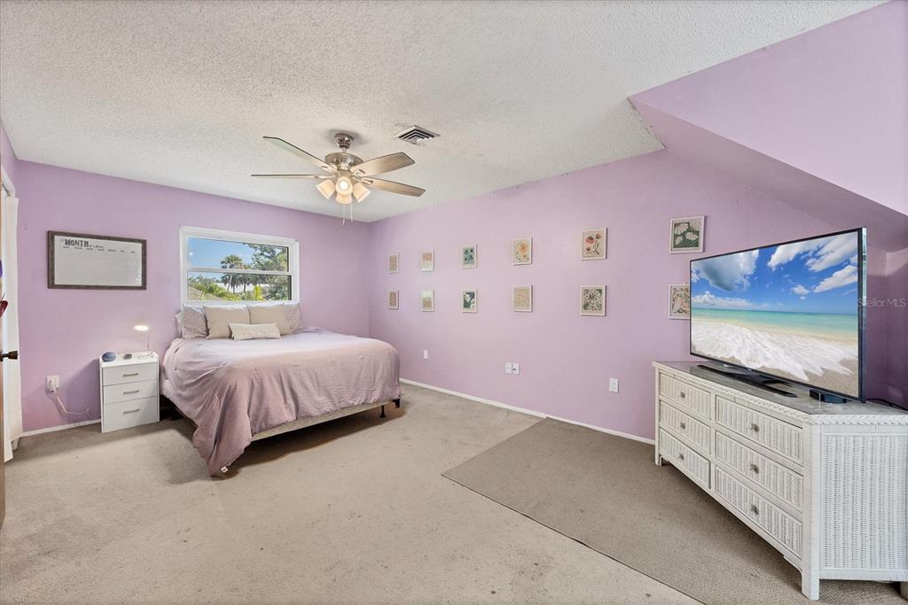 2115 Shadow Oaks Road Sarasota, FL 34240 - Photo 21 of 35