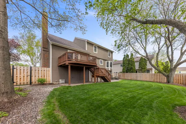 $750,000 | 4505 Concorde Place, Lisle, IL 60532