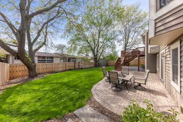 $750,000 | 4505 Concorde Place, Lisle, IL 60532