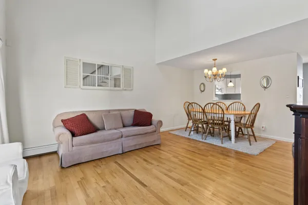 $479,000 | 14 Hampton Glen Drive, Unit 51, Kennebunk, ME 04043
