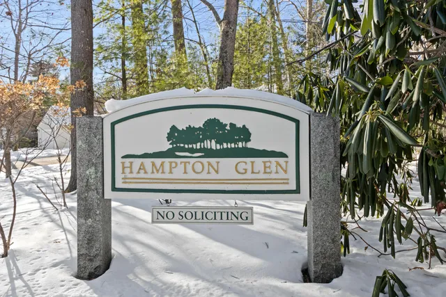 $500,000 | 14 Hampton Glen Drive, Unit 51, Kennebunk, ME 04043