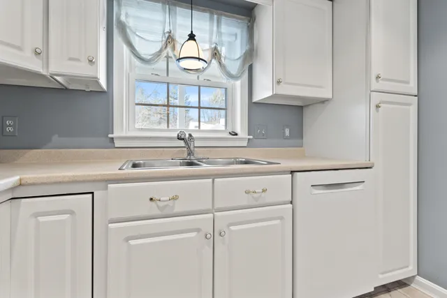 $500,000 | 14 Hampton Glen Drive, Unit 51, Kennebunk, ME 04043