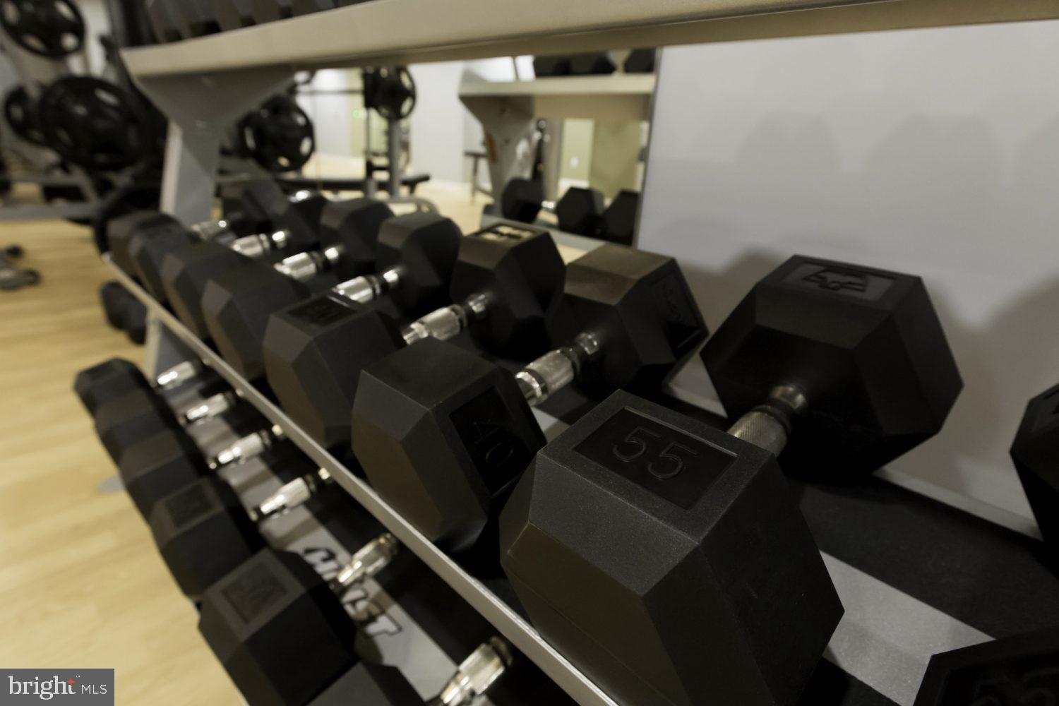 42 South 15th Street, Unit 0B1209 Philadelphia, PA 19102 - Photo 24 of 36