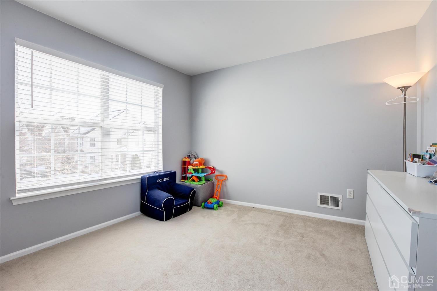 220 Hawthorne Road North Brunswick, NJ 08902 - Photo 14 of 20 Gallery Image 14