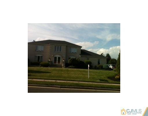 4 Allison Court Edison, NJ 08820 - Photo 2 of 15