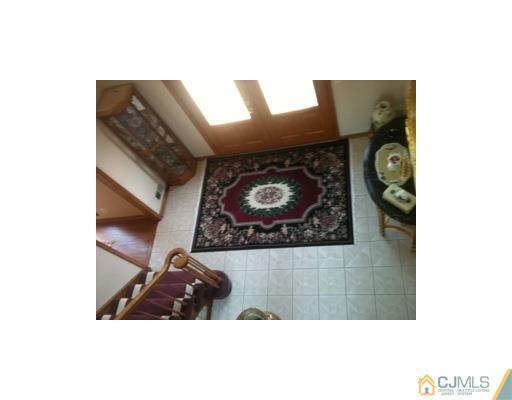 4 Allison Court Edison, NJ 08820 - Photo 5 of 15
