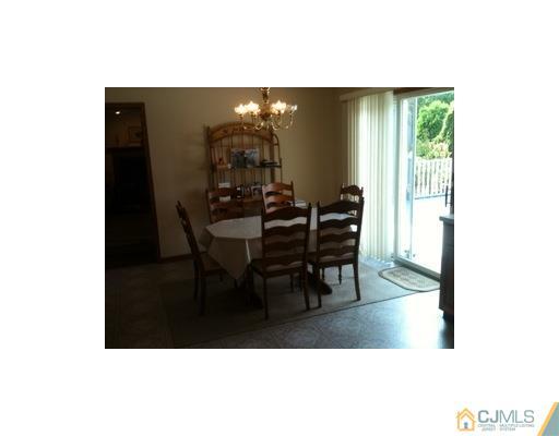 4 Allison Court Edison, NJ 08820 - Photo 7 of 15