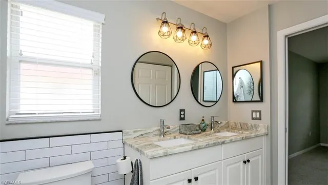 $1,995 | 6645 Huntington Lakes Circle, Unit 201, Naples, FL 34119