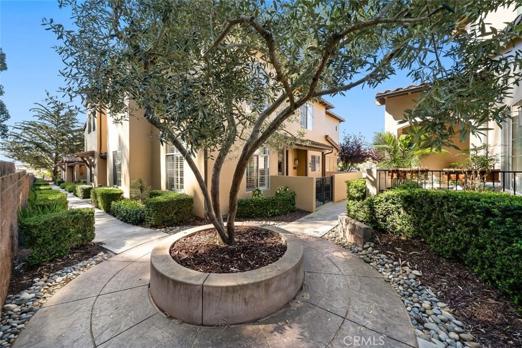 Remarkable, updated end-unit townhome!